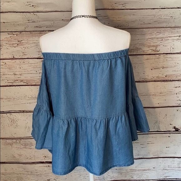 a.n.a Jean Off Shoulder Floral Embroidered Top L - Picture 5 of 11